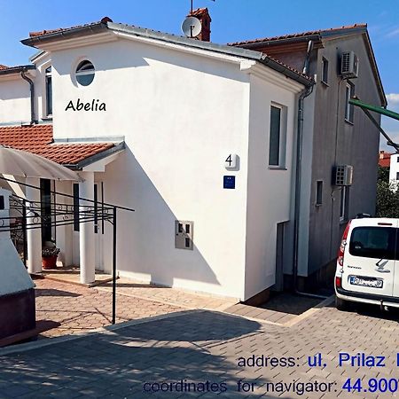 Abelia Pool View Studio Pula Exterior foto